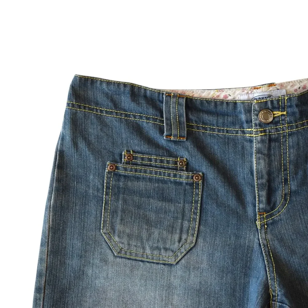 Vintage Old Navy Y2K Mid Rise Denim Shorts Size 8 Patch Pockets - Picture 2 of 4